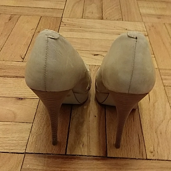 Shoes - Picture 3 of 3